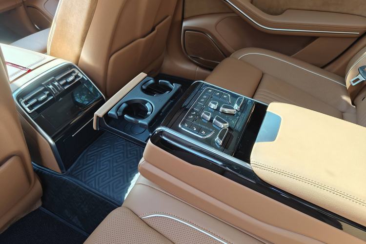 Used Hongqi H9 2020 2.0T Smart Connect Flagship Edition
