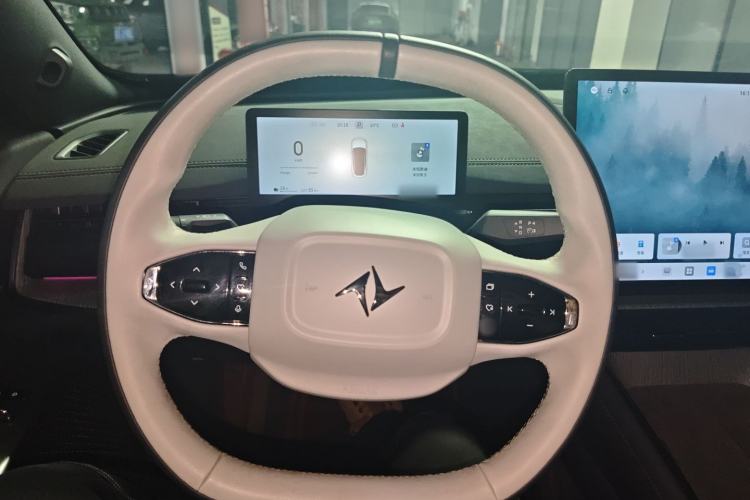 Used  eπ007 2024 530 Pro Version