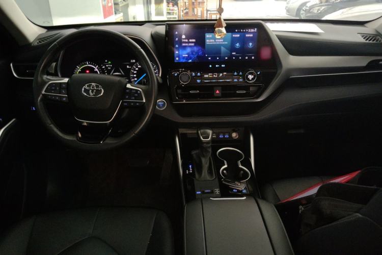 Used Toyota Highlander 2022 Dual-Engine 2.5L Four-Wheel Drive Prestige Version 7 Seats
