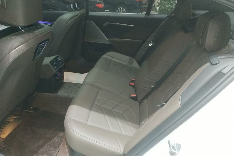 Used BMW i5 2024 eDrive 35L M Sport Package
