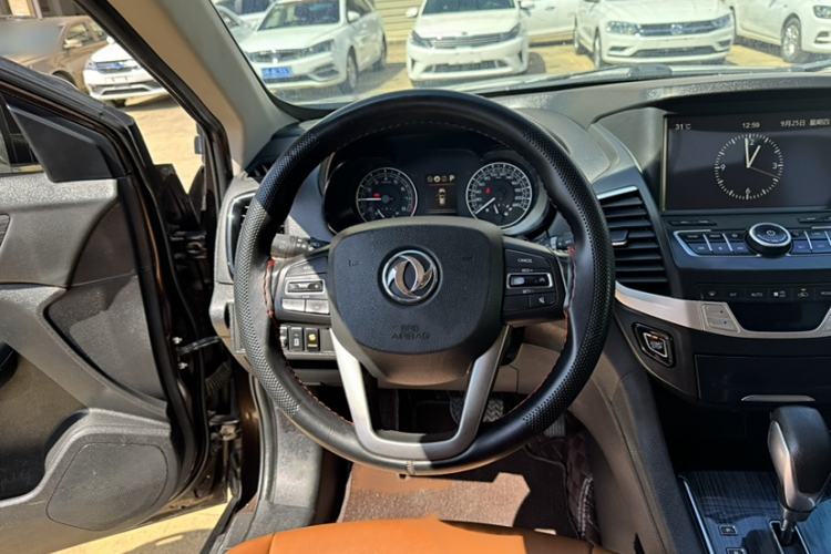 Used Dongfeng Fengdu MX5 2016 2.0L Automatic Flagship Edition
