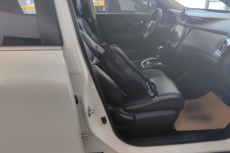 Used Nissan X-Trail 2019 2.0L CVT Smart Connect Comfort Edition 2WD
