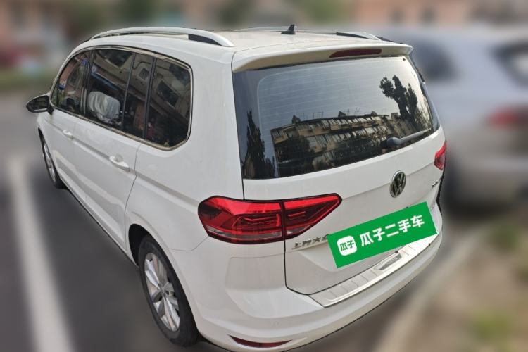 Used Volkswagen Touran 2016 Volkswagen Touran L 280TSI DSG Comfort Edition
