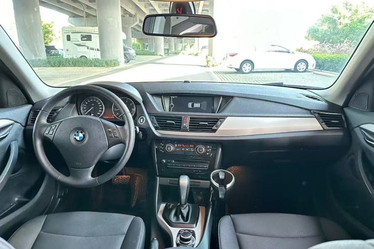 Used BMW X1 2012 sDrive18i Luxury Edition