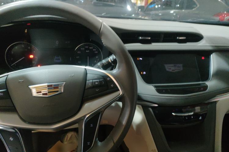 Used Cadillac XT5 2023 2.0T Two-Wheel-Drive Fashion Edition
