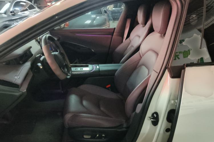 Used  SU7 2024 Rear-Drive Ultra-Long Range Advanced Pro-Level Intelligent Driving Version
