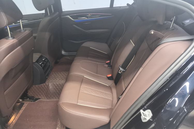 Used BMW 5 Series 2022 Restyled 525Li M Sport Package
