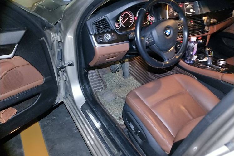 Used BMW 5 Series 2017 525Li Leading Model