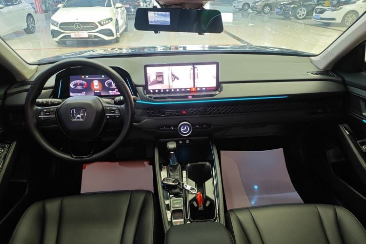 Used Honda Accord 2025 Sport Series 260TURBO Luxury Edition
