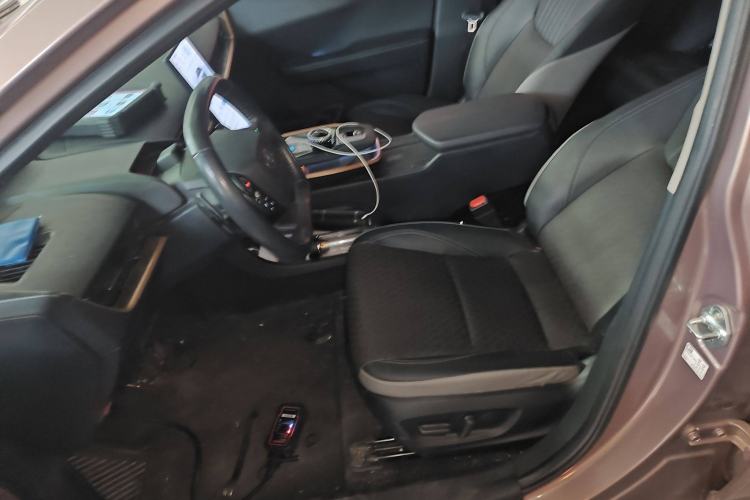 Used Toyota bZ3 2023 616 km Long-Range Premium
