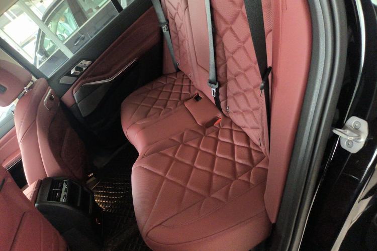 Used BMW X5 2023 xDrive 30Li Luxury M Sport Night Edition Package
