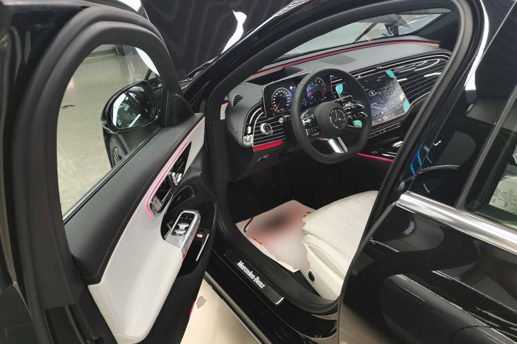 Used Mercedes-Benz E-Class 2024 E 260 L 4MATIC Sport Edition
