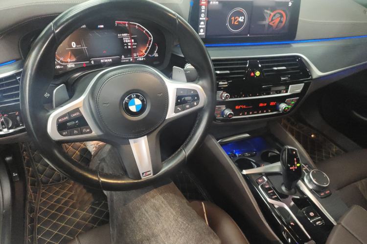 Used BMW 5 Series 2022 530Li Leading Model M Sport Package