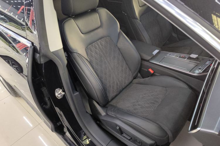 Used Audi A7L 2024 45 TFSI quattro Luxury Edition
