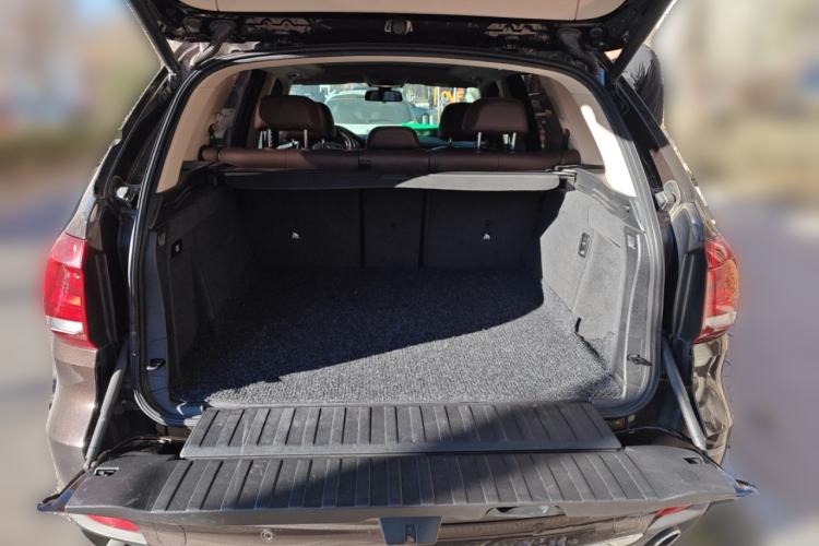 Used BMW X5 2017 xDrive28i
