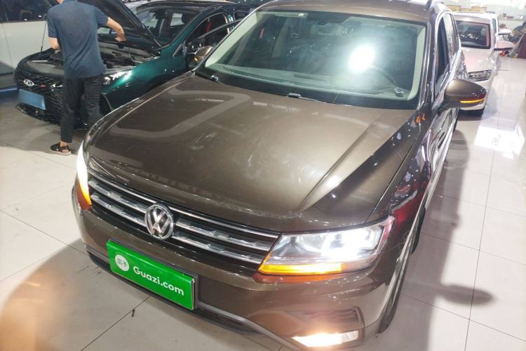 Used Volkswagen Tiguan L 2018 330TSI Automatic Two-Wheel Drive Luxury Edition
