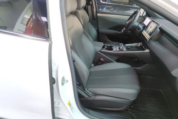 Used BYD Qin PLUS 2025 DM-i Smart Drive 120KM Superior Model