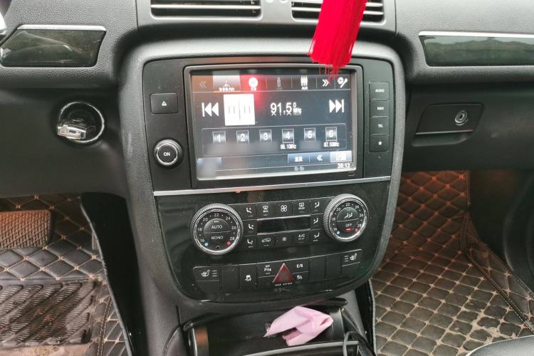 Used Mercedes-Benz R-Class 2017 R 320 4MATIC Business Edition Prestige Model