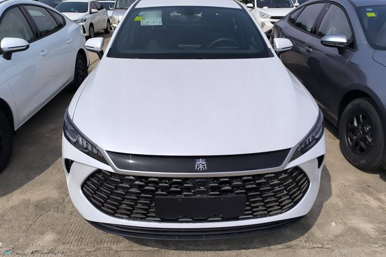 Used BYD Qin PLUS 2025 DM-i Smart Drive 55KM Leading Model