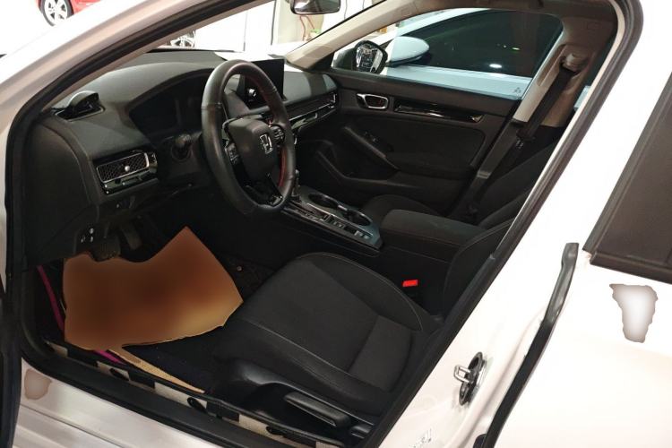 Used Honda Civic 2023 240TURBO CVT Dynamic · Center Stage Special Edition