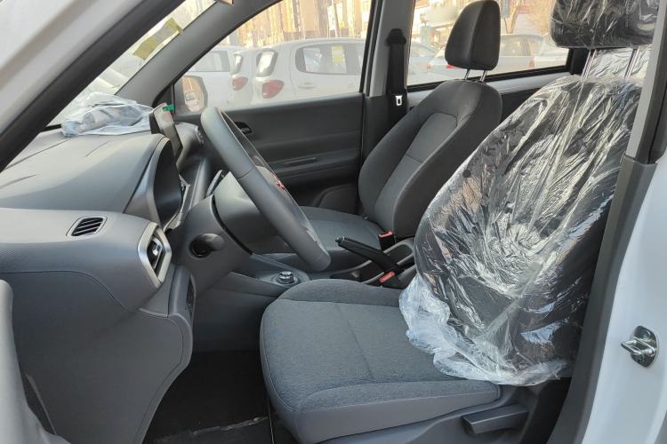 Used Wuling Hongguang New Energy 2024 All-Electric Model 300KM Standard Version
