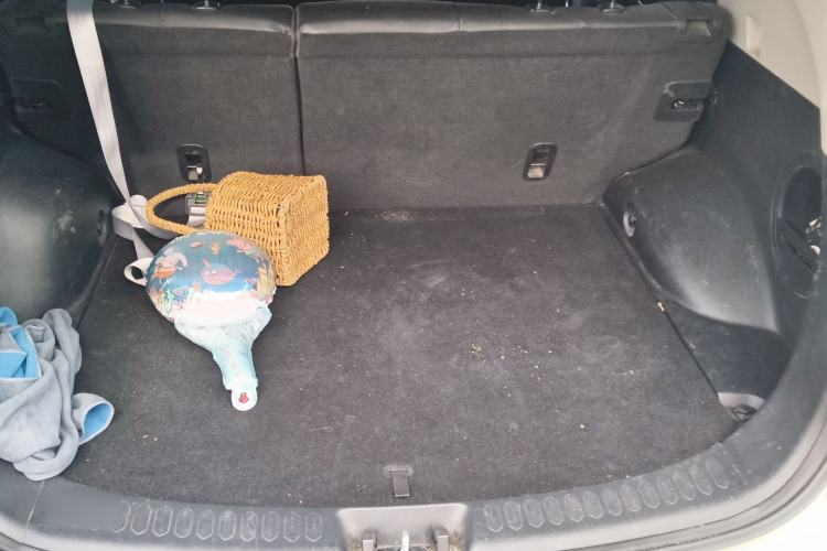 Used Kia Sportage R 2015 2.0L Automatic Two-Wheel Drive DLX Model