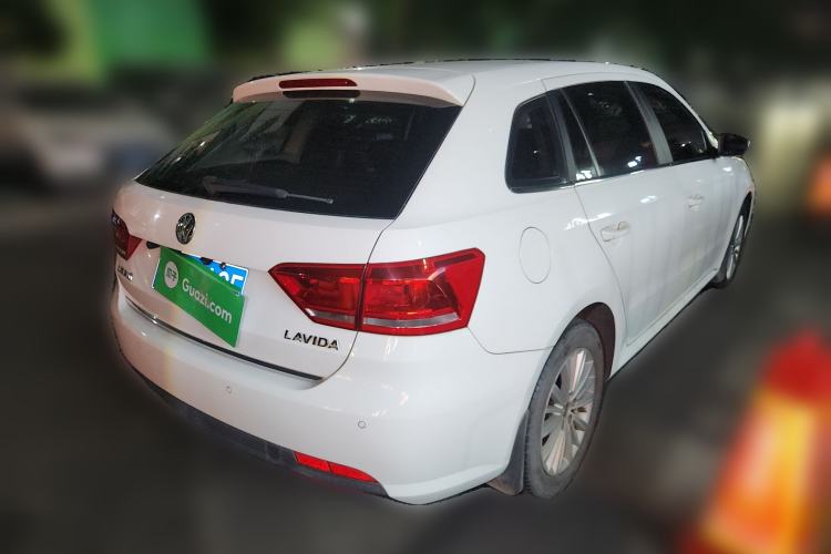 Used Volkswagen Gran Lavida 2013 1.6L Automatic Comfort Model