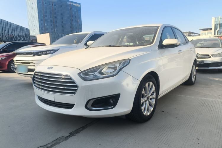 Used Ford Escort 2015 1.5L Automatic Fashion Model