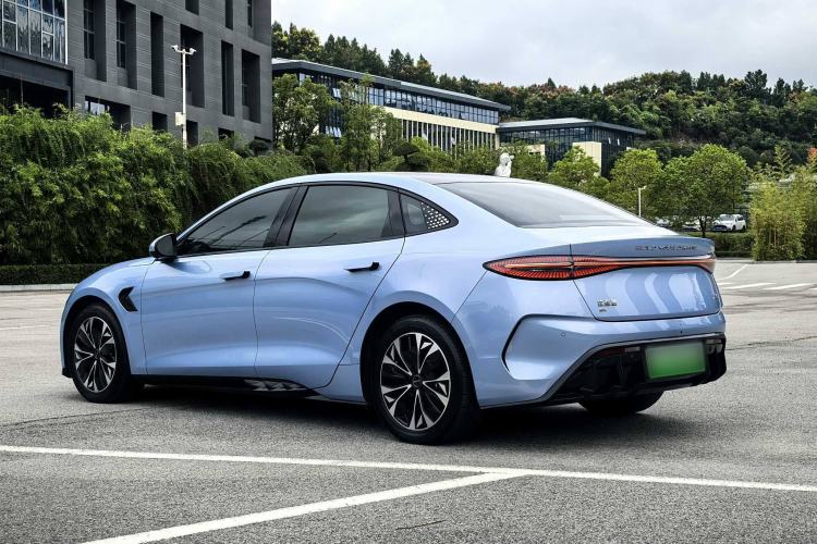 Used BYD Seal 2022 550 km Standard Range Rear-Wheel Drive Elite Version
