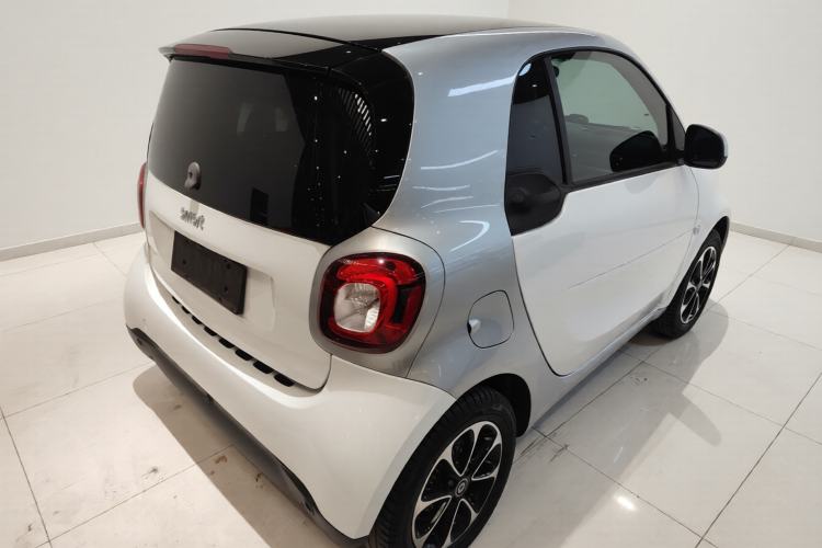 Used  fortwo 2015 1.0L 52 kW Hardtop Passion Edition
