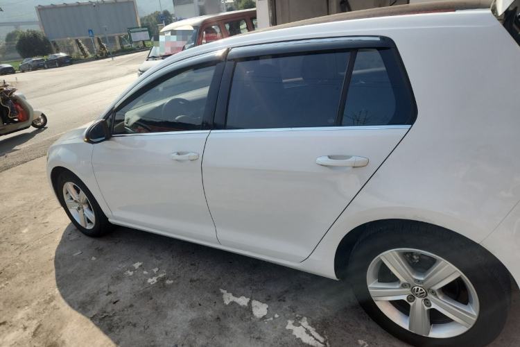 Used Volkswagen Golf 2015 1.4TSI Automatic Comfort Model
