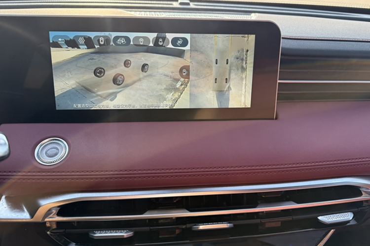 Used Jetour X70 PLUS 2023 1.5T DCT Brave PLUS 5-Seater
