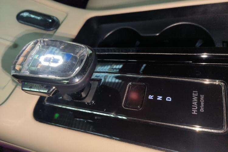 Used Hima AITO M7 2024 1.5T Intelligent Drive 4WD Ultra Version 5 Seats