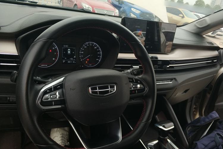 Used Geely Auto Vision X3 2021 PRO 1.5L CVT Deluxe Model