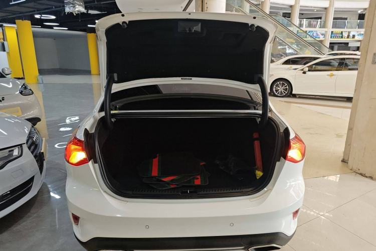 Used Ford Focus 2021 Sedan EcoBoost 180 Automatic Trendy Model