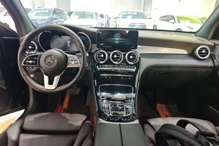 Used Mercedes-Benz GLC 2022 Facelifted GLC 260 L 4MATIC Dynamic Edition
