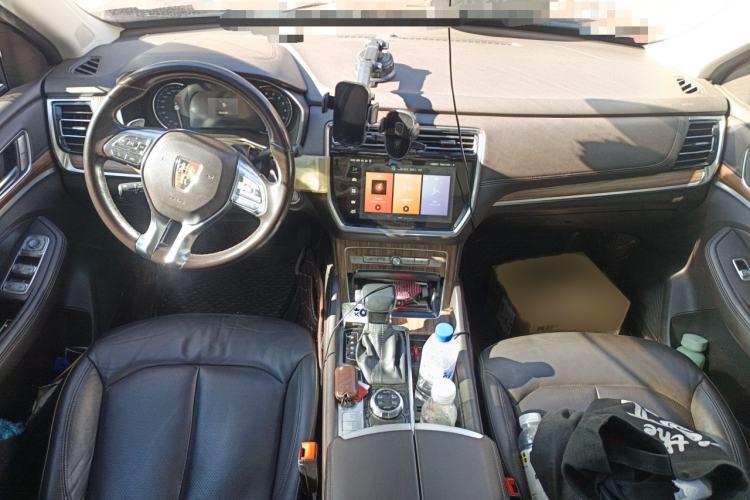 Used Roewe RX8 2018 30T Smart Connectivity Four-Wheel Drive Flagship Edition
