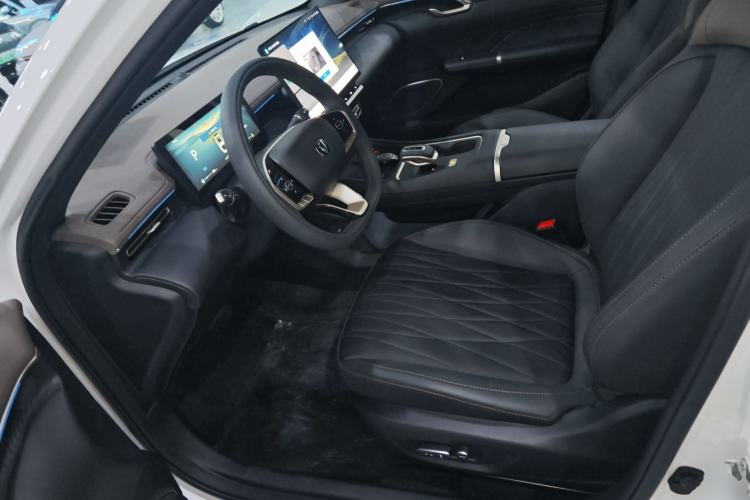 Used Changan Eado 2026 Model, Fourth Generation, 1.5T 500Bar Smart Enjoyment Edition