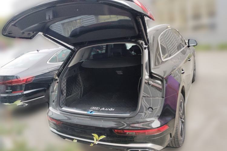 Used Audi Q5L 2022 40T Fashionable and Dynamic Model