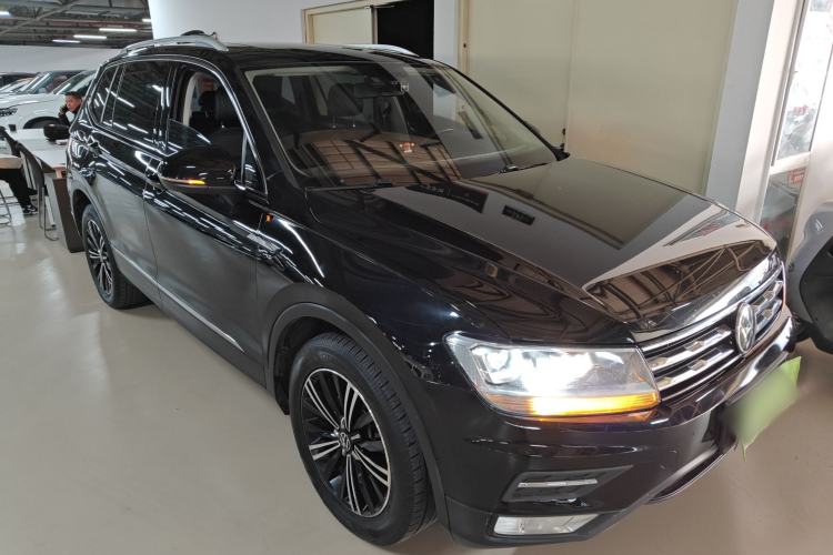 Used Volkswagen Tiguan L 2021 330TSI Automatic Two-Wheel Drive Smart Edition
