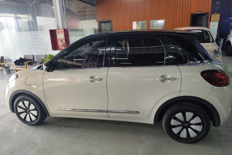 Used Wuling Bingo 2023 333 km Enjoyment Version
