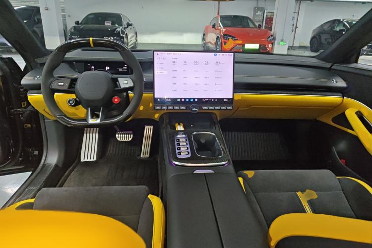 Used  SU7 Ultra 2025 Ultra Model
