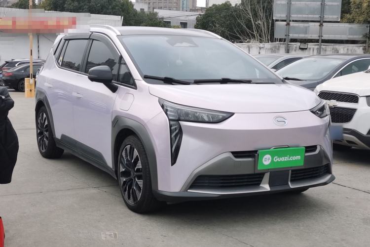 Used AION Y 2022 70 Tech Edition Lithium Iron Phosphate
