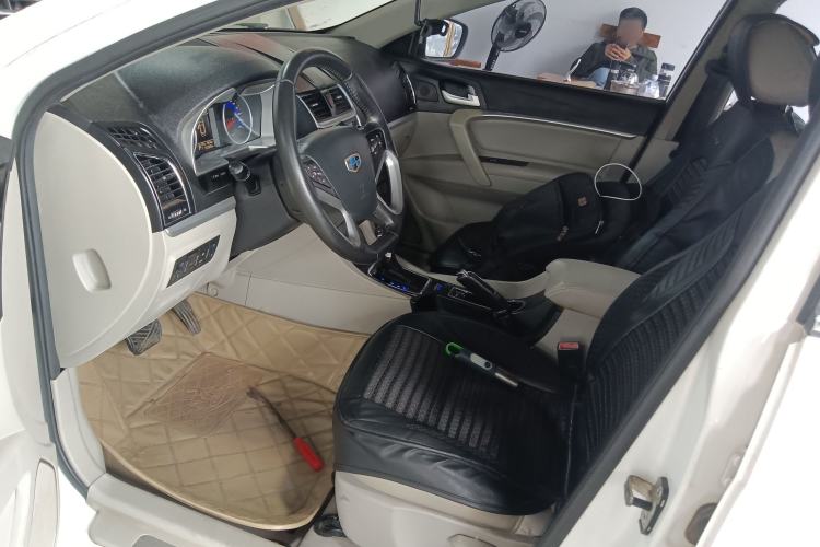 Used Geely Auto Emgrand 2014 Sedan 1.5L CVT Elite Model