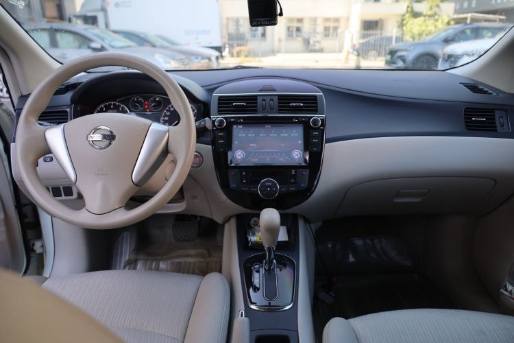 Used Nissan Tiida 2014 1.6L CVT Smart Model
