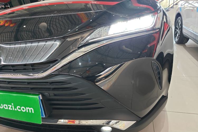 Used Toyota Harrier 2022 2.0L CVT Two-Wheel Drive Flagship Edition
