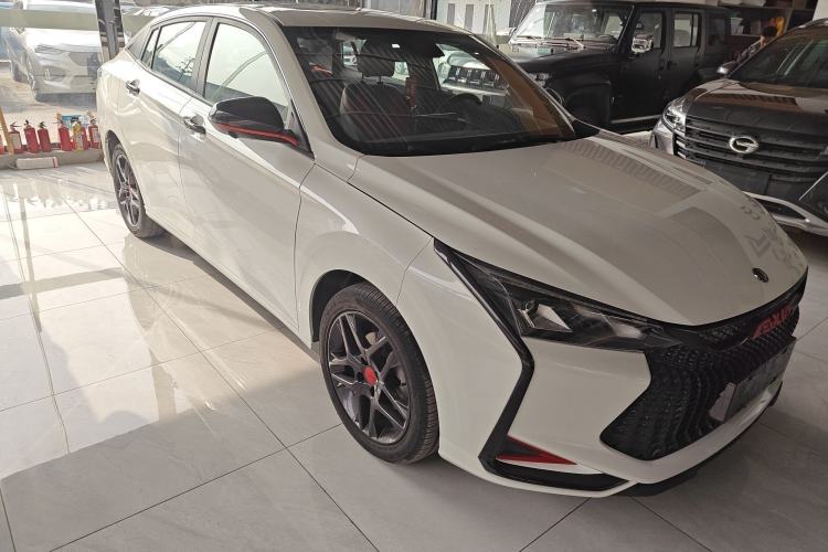 Used Dongfeng Aeolus Yixuan 2022 230T Automatic Adaptive-Beam Knight Edition