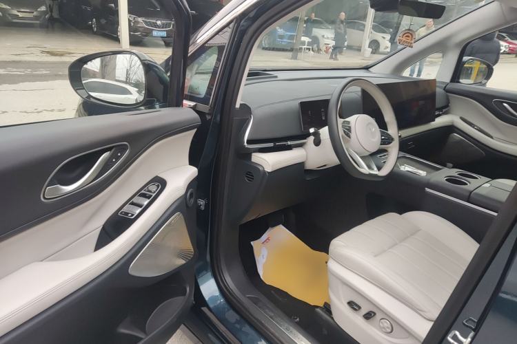 Used VOYAH Dream 2025 PHEV Four-Wheel-Drive Flagship Kunpeng Edition