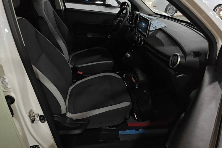 Used ORA Black Cat 2022 Updated Version 301 km Cute Pet Edition Lithium Iron Phosphate
