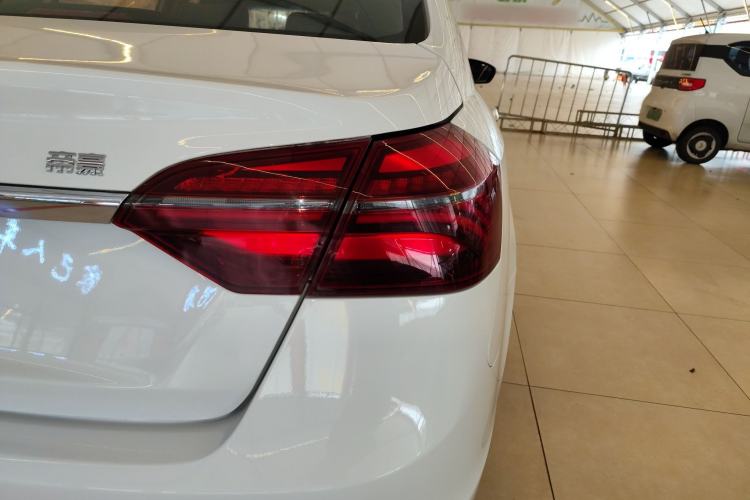 Used Geely Auto Emgrand 2018 1.5L CVT Upward Connect Edition
